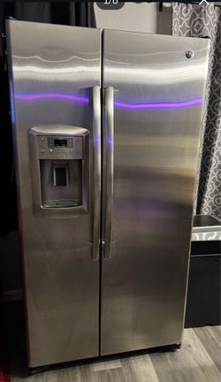 Fridge in good condition $280 obo