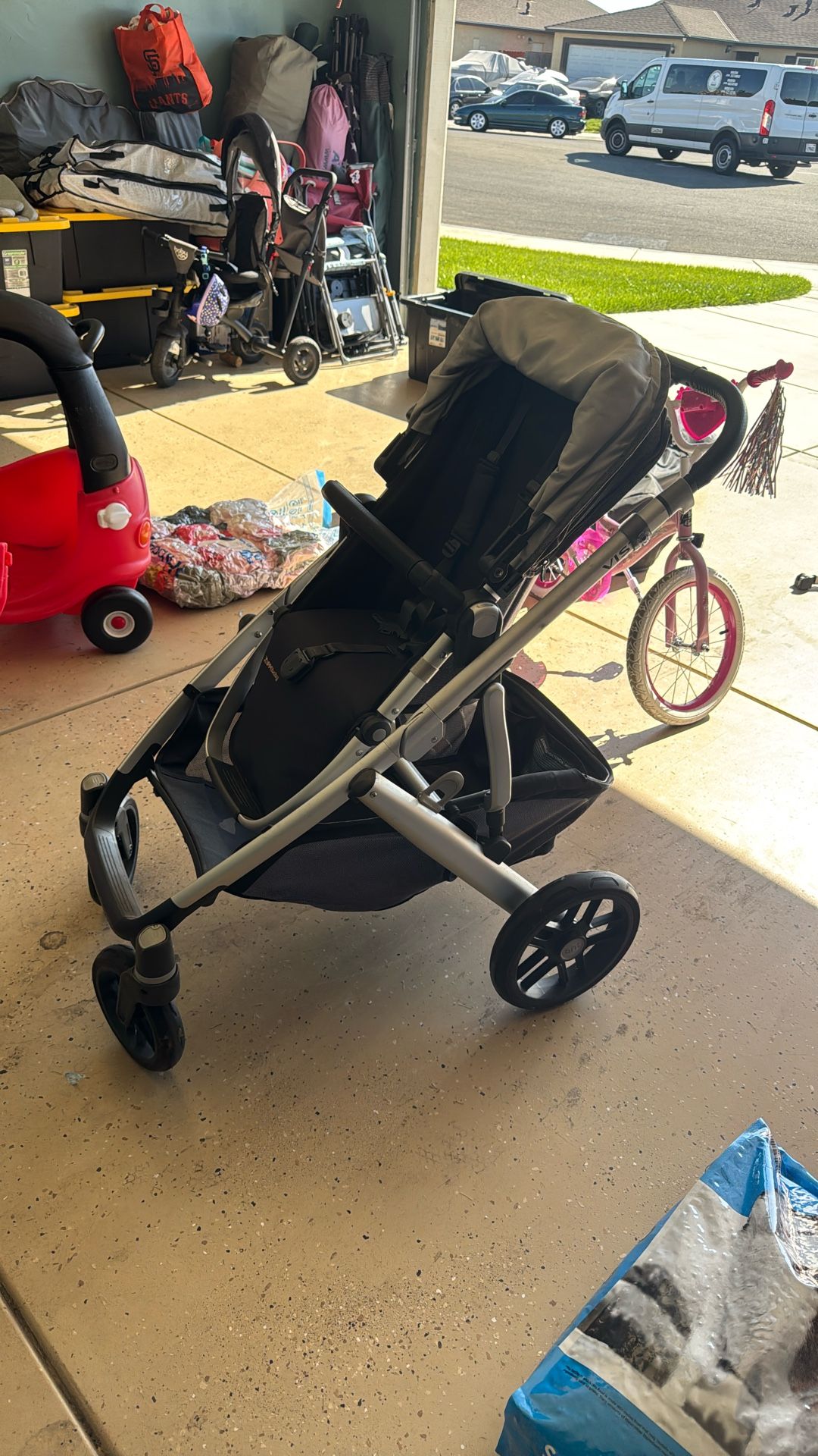 Uppababy Vista Stroller With Bassinet