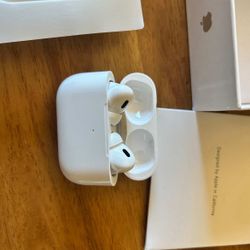 AirPods Pro's 2