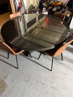 Round Glass Top Dining Table with 4 Chairs