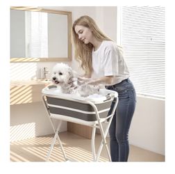 Brand New Dog Bathtub Perfect for Small Dogs and Puppies