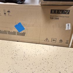 Brand new 36in range hood