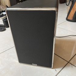 Denon DN-308S 8" Bi-Amplified 2-Way Reference Monitor