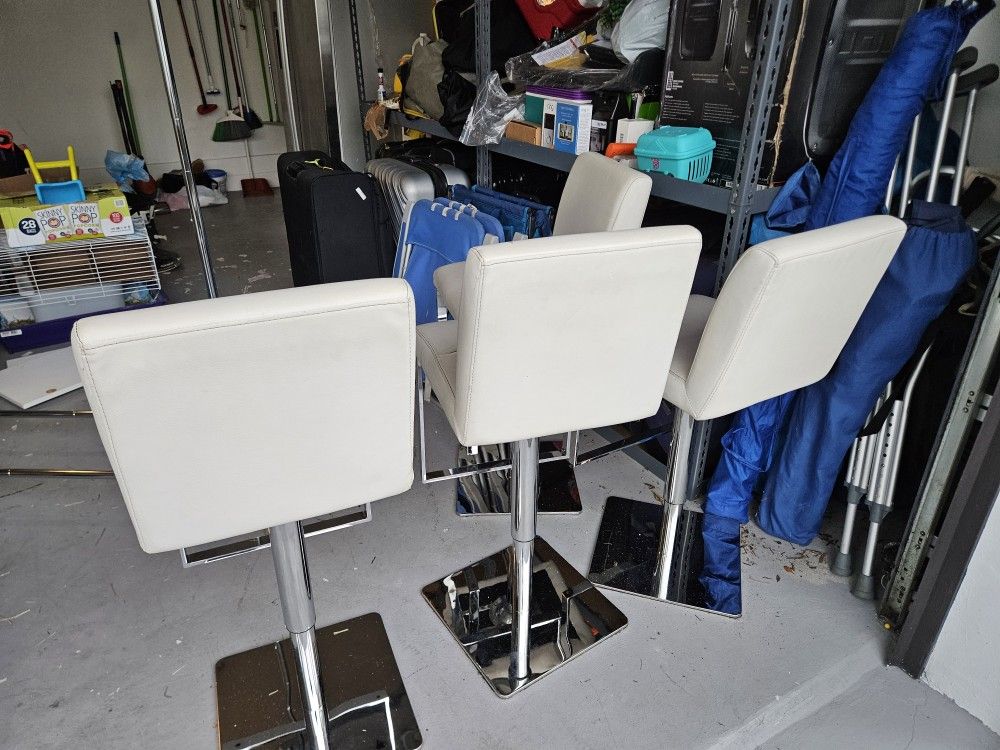 Set of 4 Bar Stools