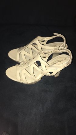 Women high heel size 7M