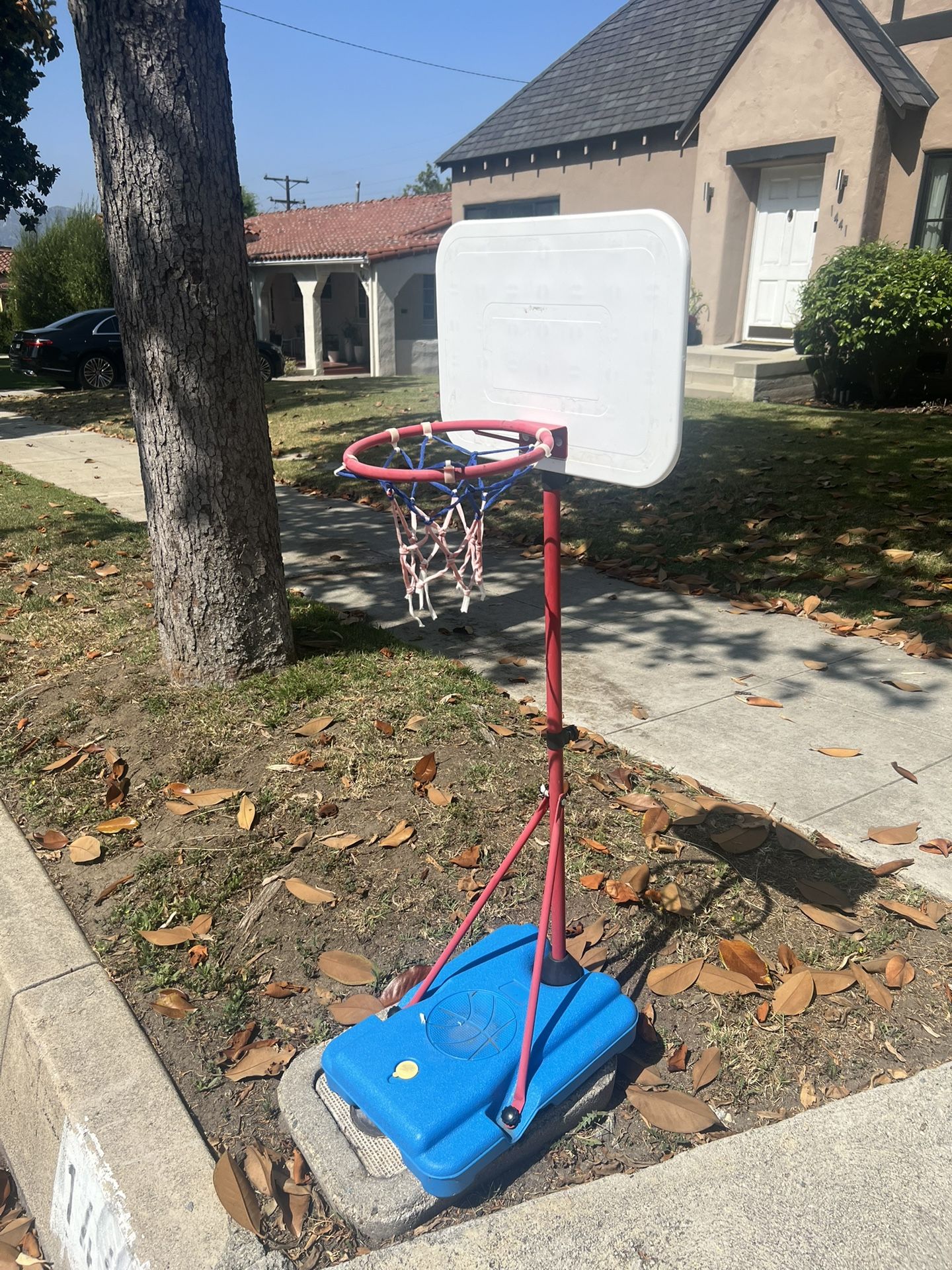 Basketball Hoop For Kids/Toddler. FREE