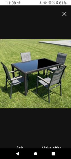 Outdoor Patio Dining Set Table and 4 Chairs
