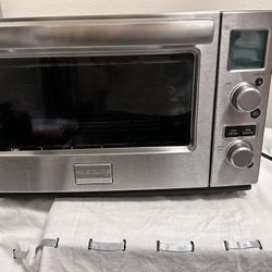 Selling my Tried and True Frigidaire Professional Convection Oven
