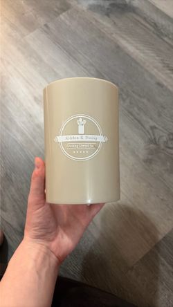 Utensil Holder