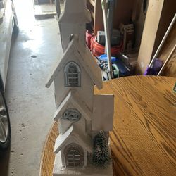 Decorative Wooden Church Model - Charming Home Decor! 