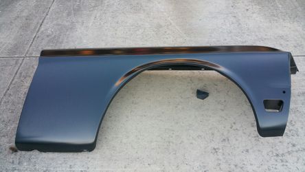 1968 MUSTANG FENDER RH