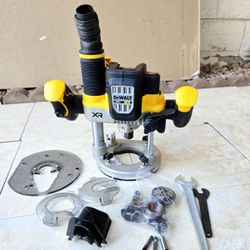 DEWALT 20V XR 2-1/4 Peak HP Plunge Router with accessories (Tool Only)