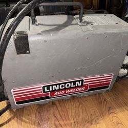 LINCOLN ARC WELDER 