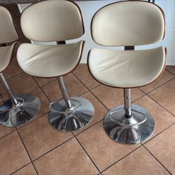 Bar Stools 