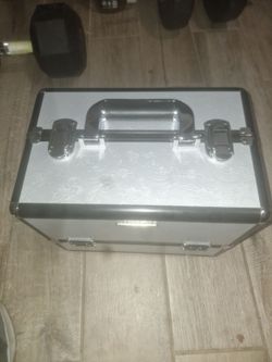 Silver Aluminum Makeup Train Case