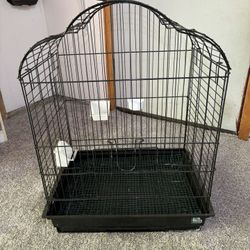 Big Beautiful Bird Cage For Cockatiel Or Parrot 