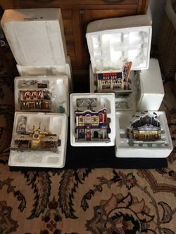 RED SOX tm Souvenir Shop from Boston Red Sox Christmas Collection (Authentic Sculpture Collection)