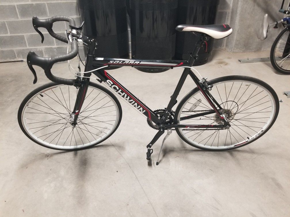 Schwinn Solara 28in. 700C Bicycle Black S3054TG for Sale in East Newark NJ OfferUp