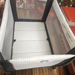 Baby Play Pen