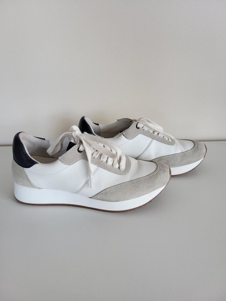 Essential White Trainer Sneakers by Banana Republic 7.5 Womens US Leather Upper