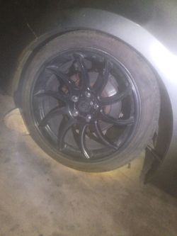 18 inch rims all four good tires