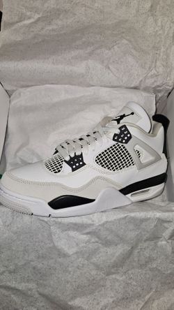 Jordan 4 "Military Black"