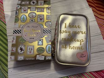 Too Faced “Best Year Ever” Gift Set