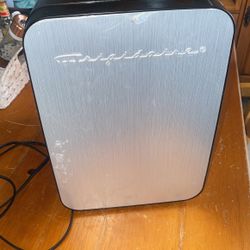 Frigidaire mini fridge