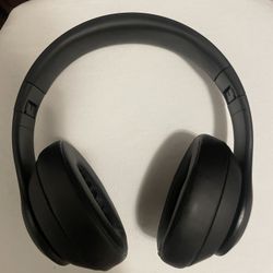 Beats Studio Pro Wireless Headphones 