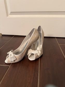 BCBG, size 8