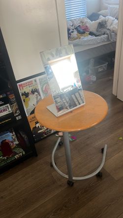 Side table/mirror