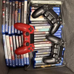  PS4 Bundle – 40+ Games, 2 Special Editions & 3 Controllers OBO