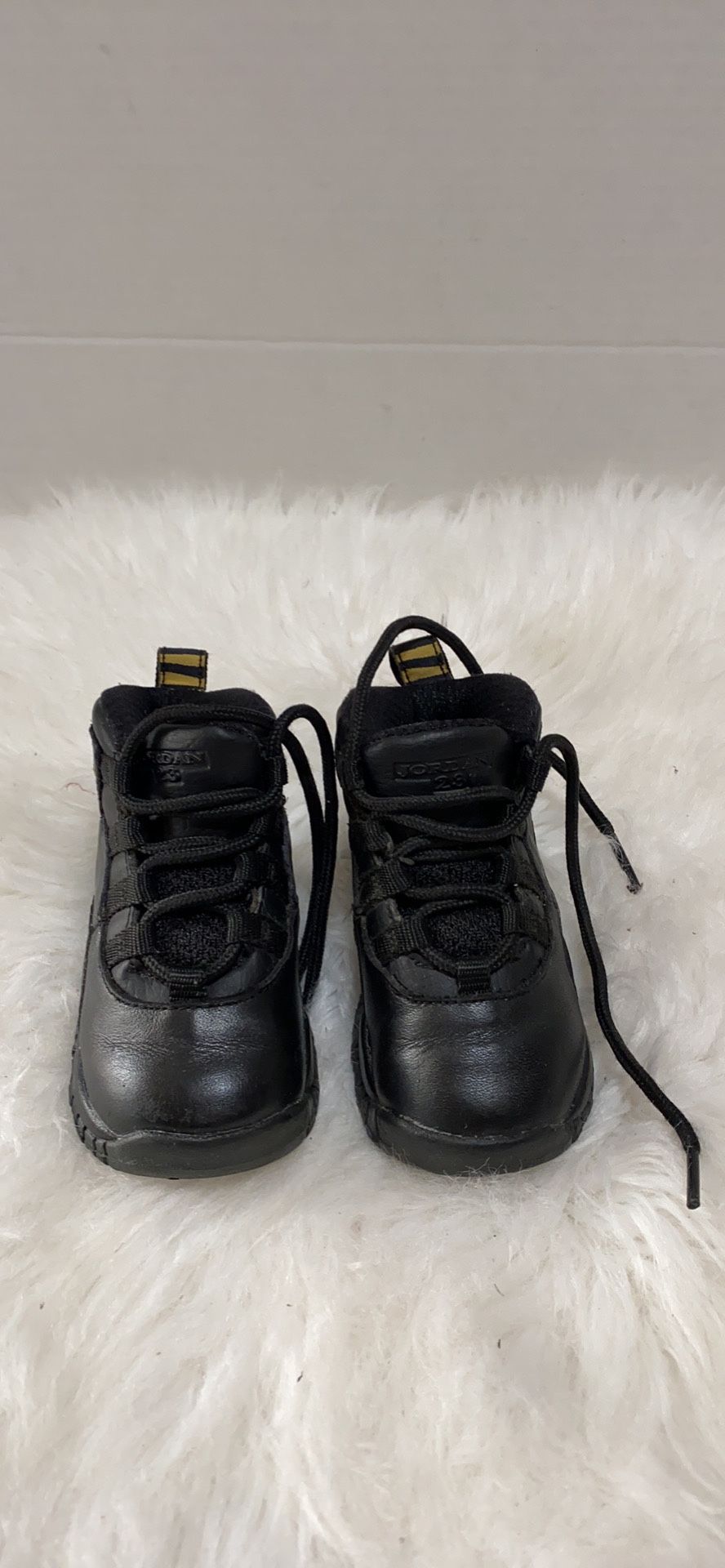 Nike Air Jordan Retro New York NYC Black/Gold Toddler Shoe size 5 C