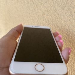 iPhone 8 64GB UNLOCKED/DESBLOQUEADO