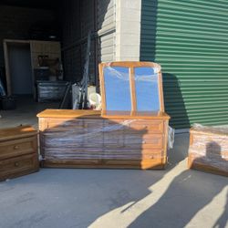 Wooden Dresser Set