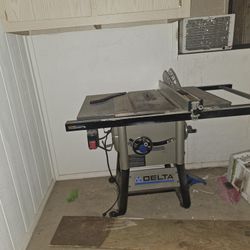 Delta Table Saw. 