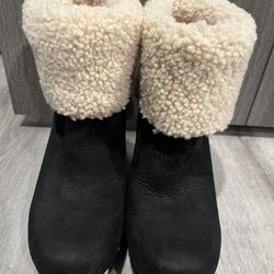 Women’s UGG Black Suede/ Sherpa Fold Down Ankle Boots 