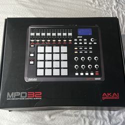 Akai Professional MPD32