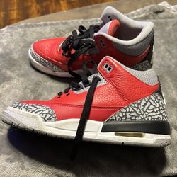 Red Jordan’s Size Youth 5