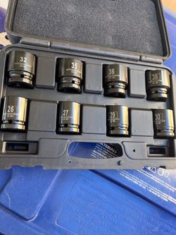 Jumbo Impact Sockets Set with Case