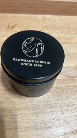 Bulgarian Rose & Oud Handmade Candle Tin