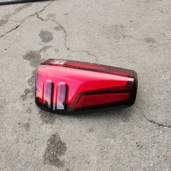 2024 2025 2026 Chevrolet Silverado Hd Taillight 