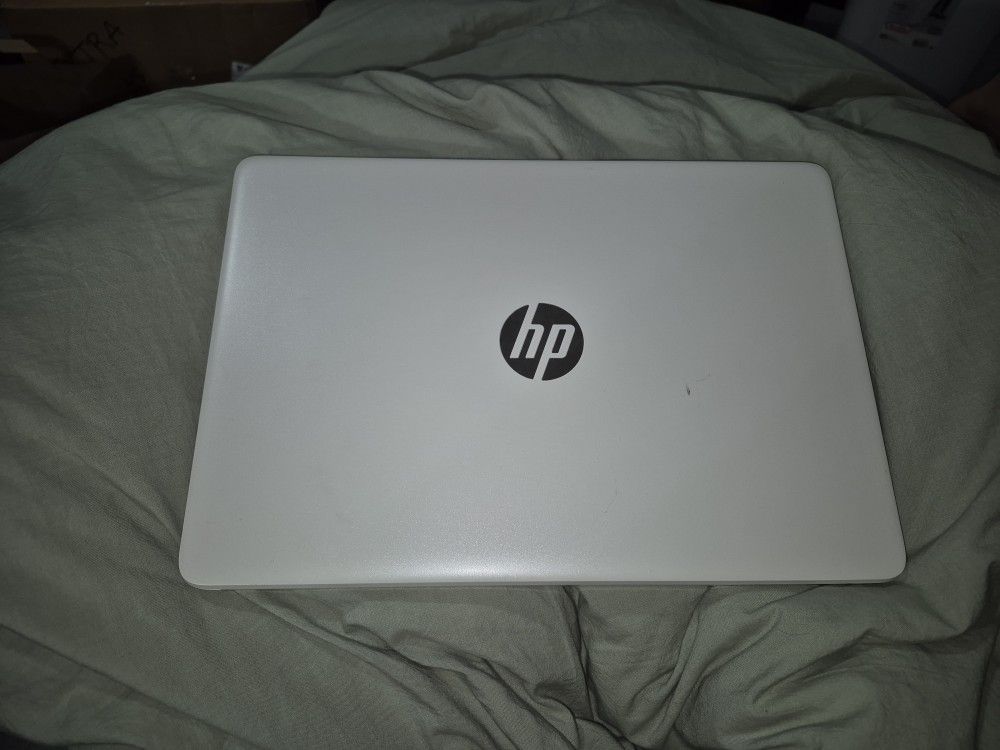 White HP Laptop