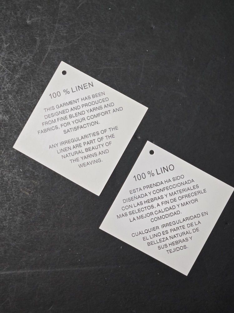 Garment Tags Lot of 650+  Dual Sided, Bilingual  - Etiquetas para Ropa Lote 650+ de Cartón, Doble Cara