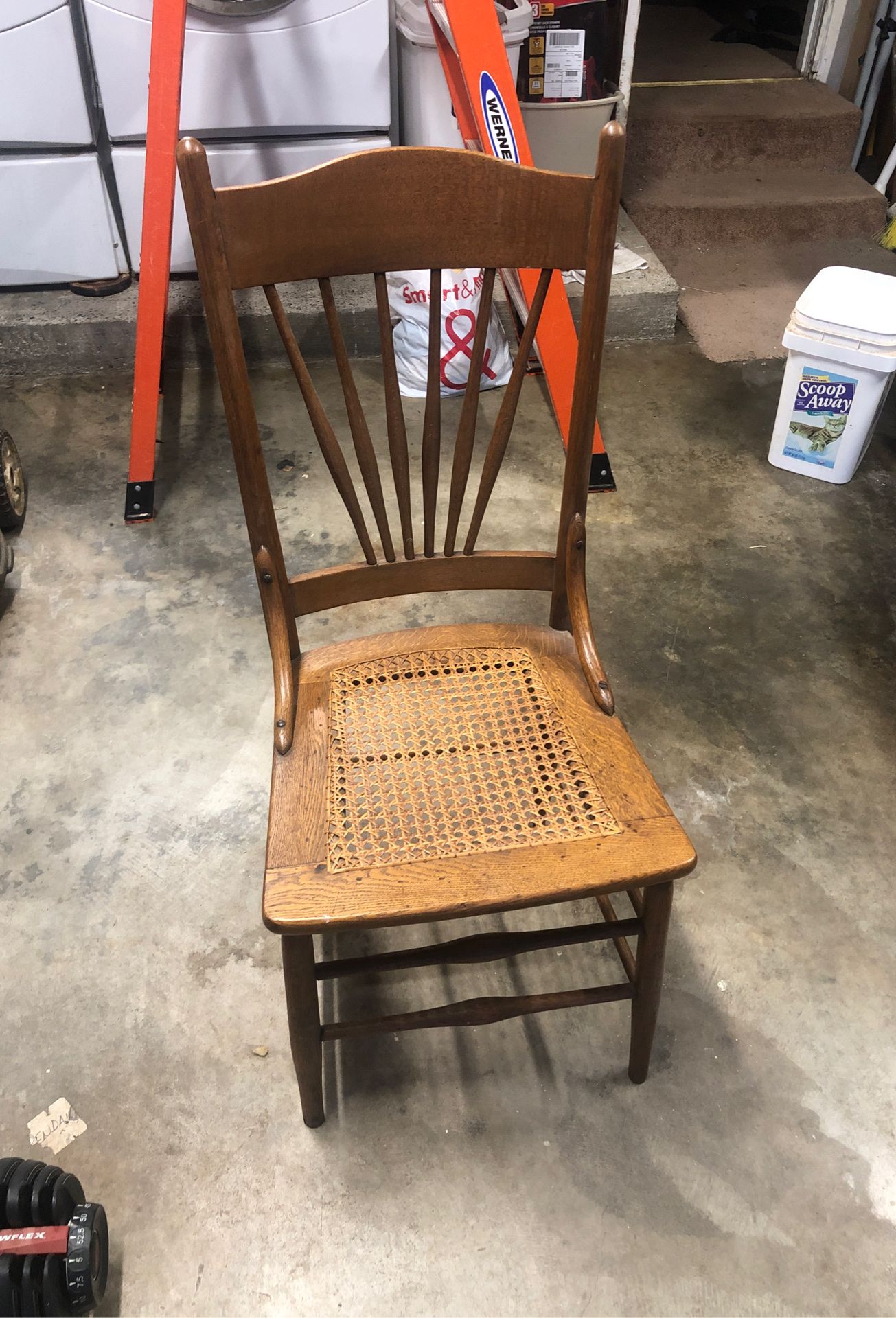 Antique/ vintage Mann bro’s wicker chair