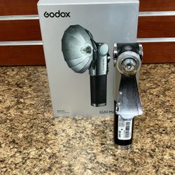 Camera Optics Godox Lux Master