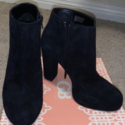never worn GB heeled booties !!