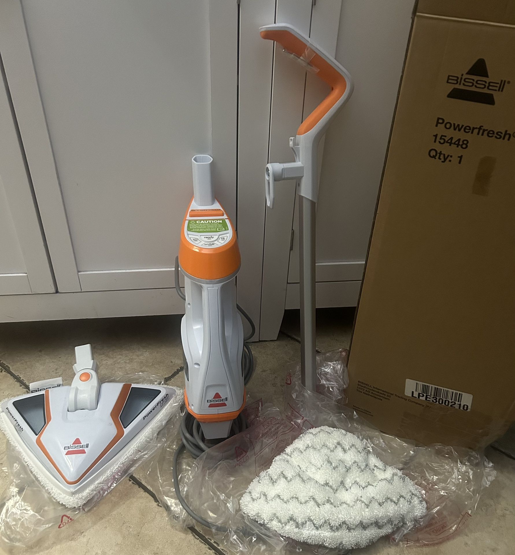 Bissel, Powerfresh Lift-Off Steam Mop with Removable Handheld at WasilOnline