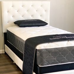 Twin Tufted Bed Plus Twin Plush Mattress (Free Delivery )