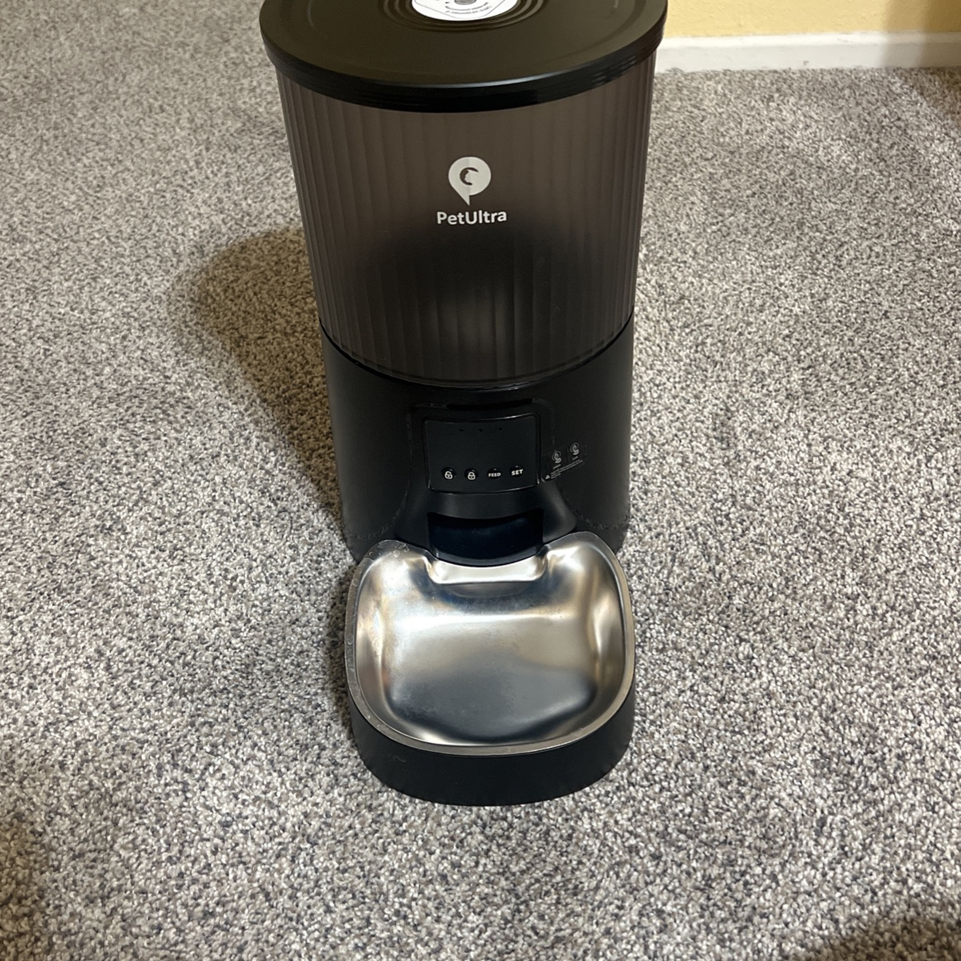 Automatic Cat Feeder